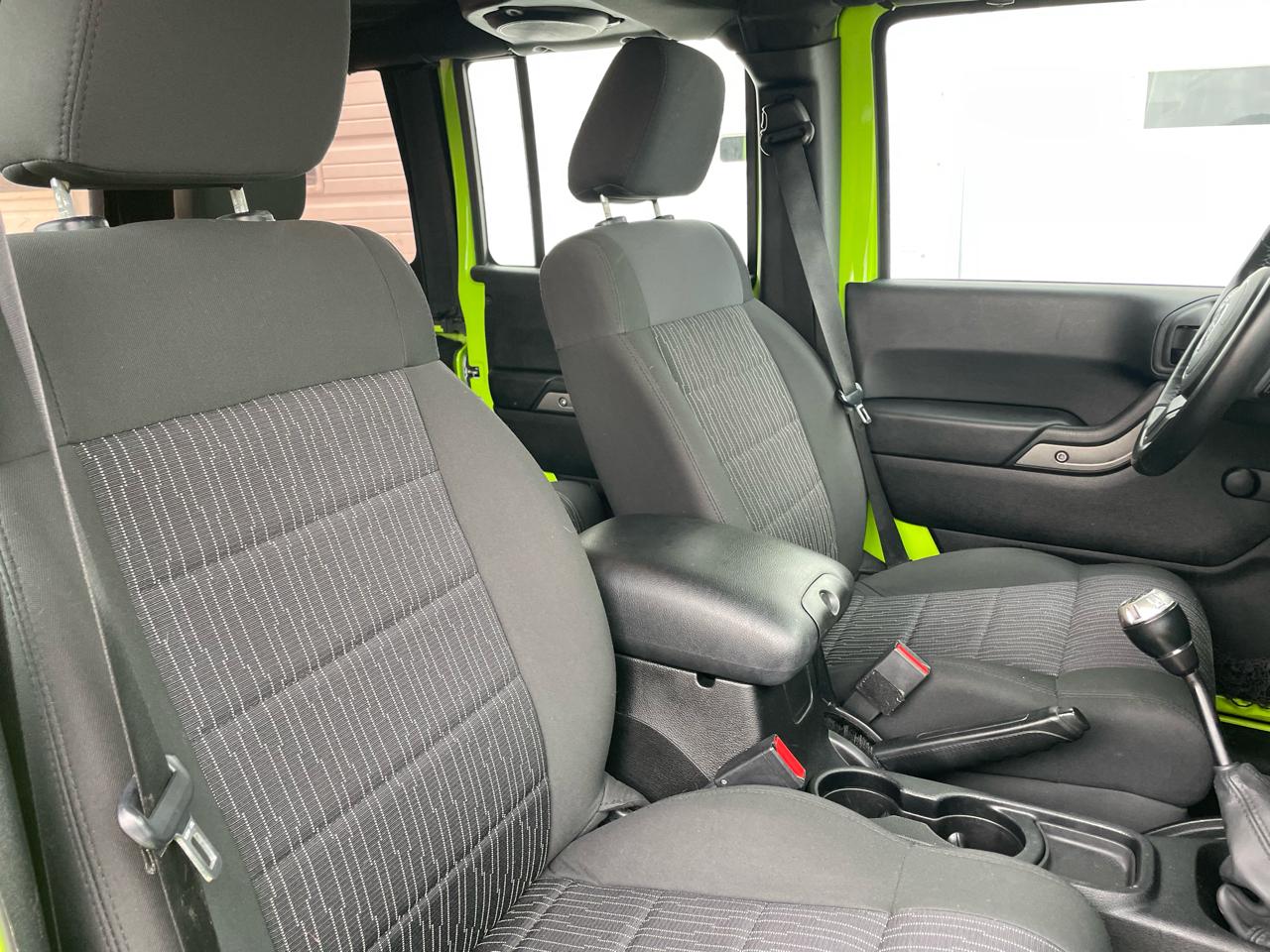 Jeep Wrangler Unlimited Sport 4WD 2012