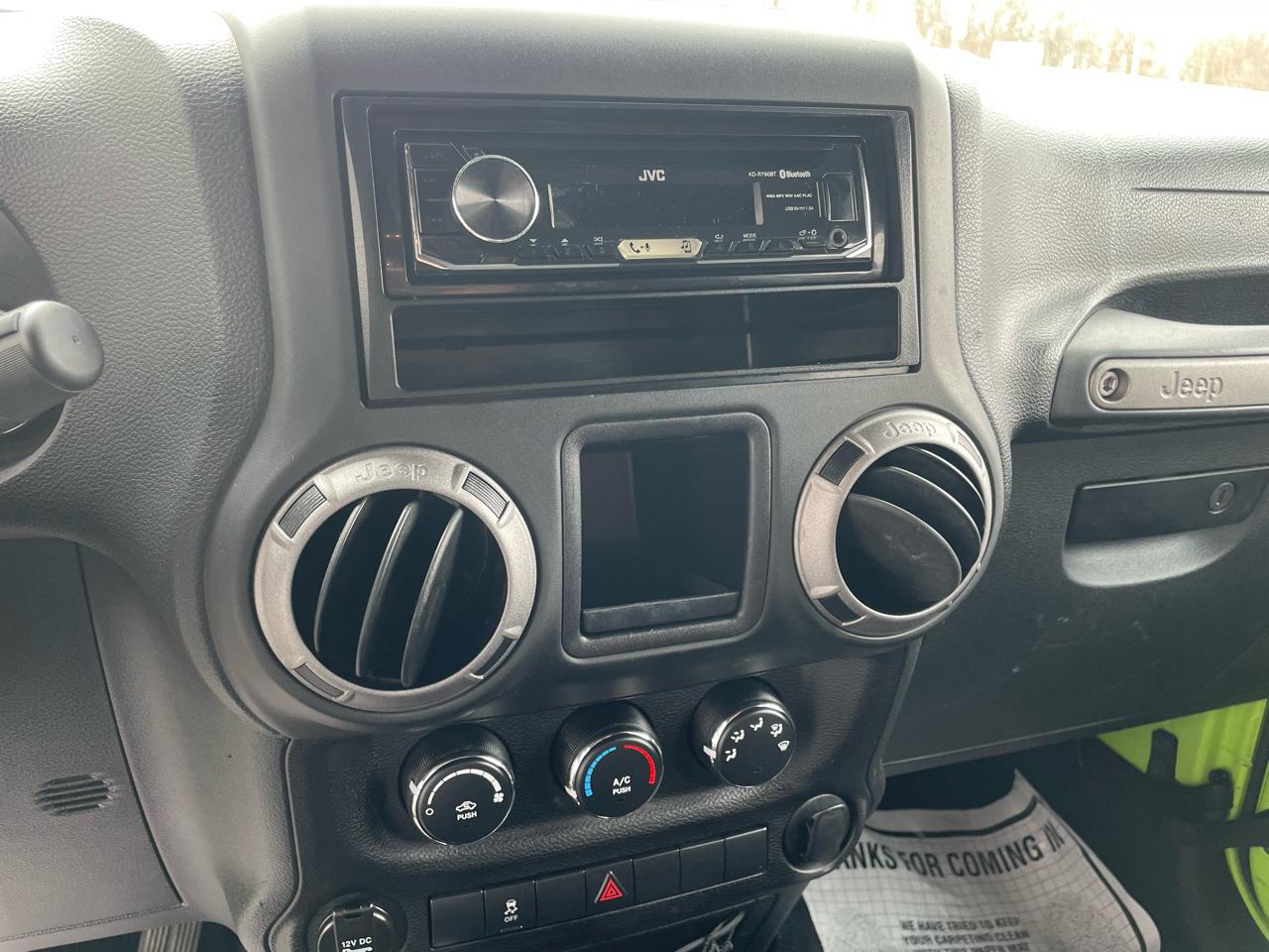 Jeep Wrangler Unlimited Sport 4WD 2012