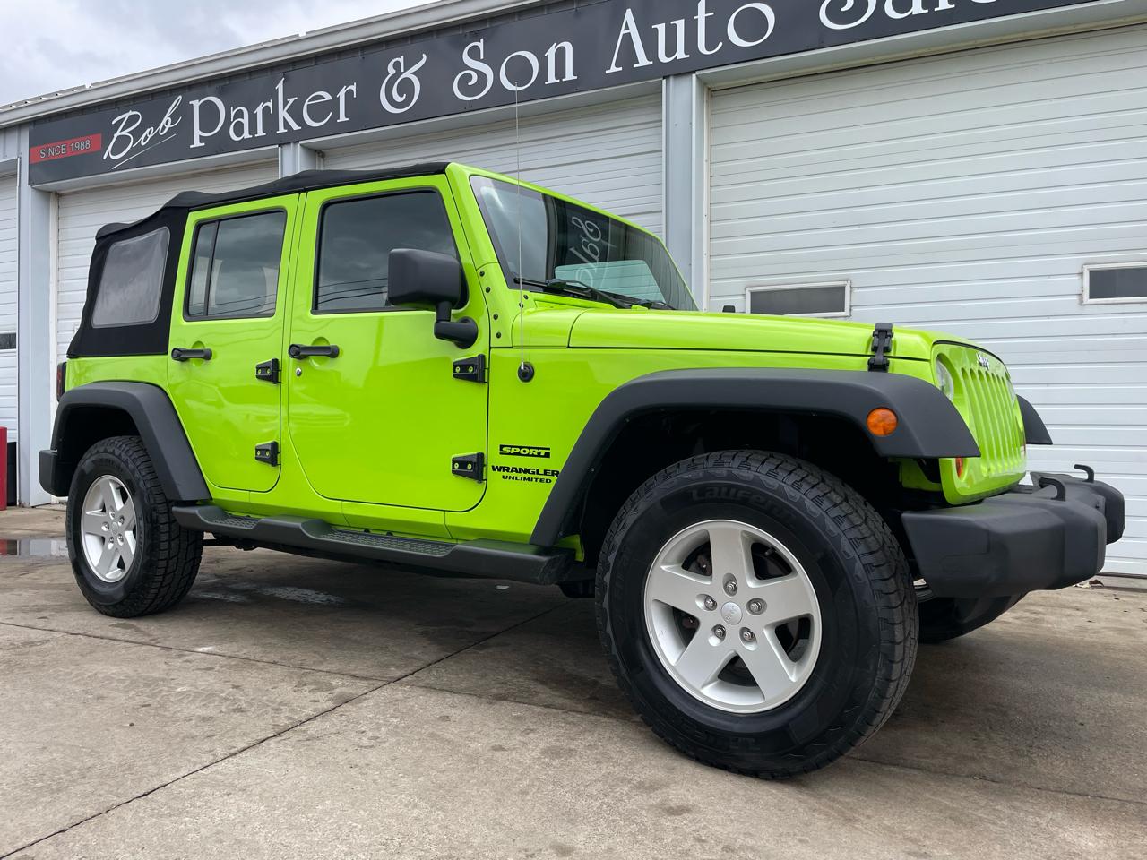 Jeep Wrangler Unlimited Sport 4WD 2012