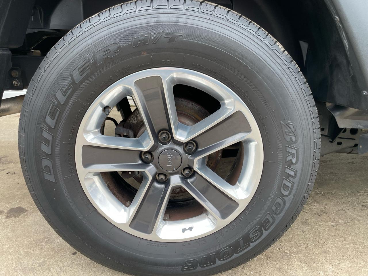 Jeep Wrangler Unlimited Sport 4WD 2017