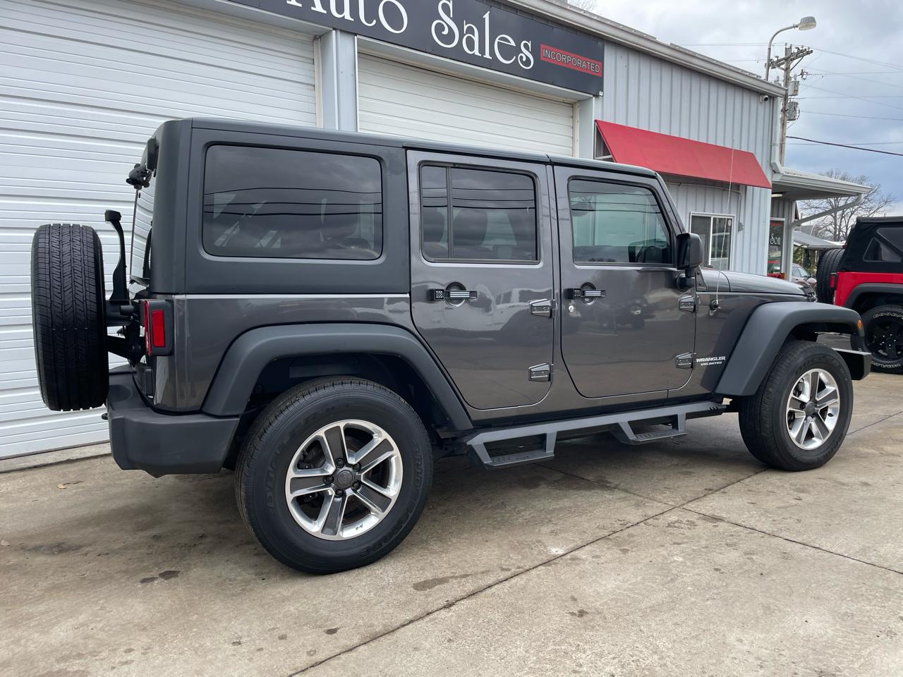 Jeep Wrangler Unlimited Sport 4WD 2017