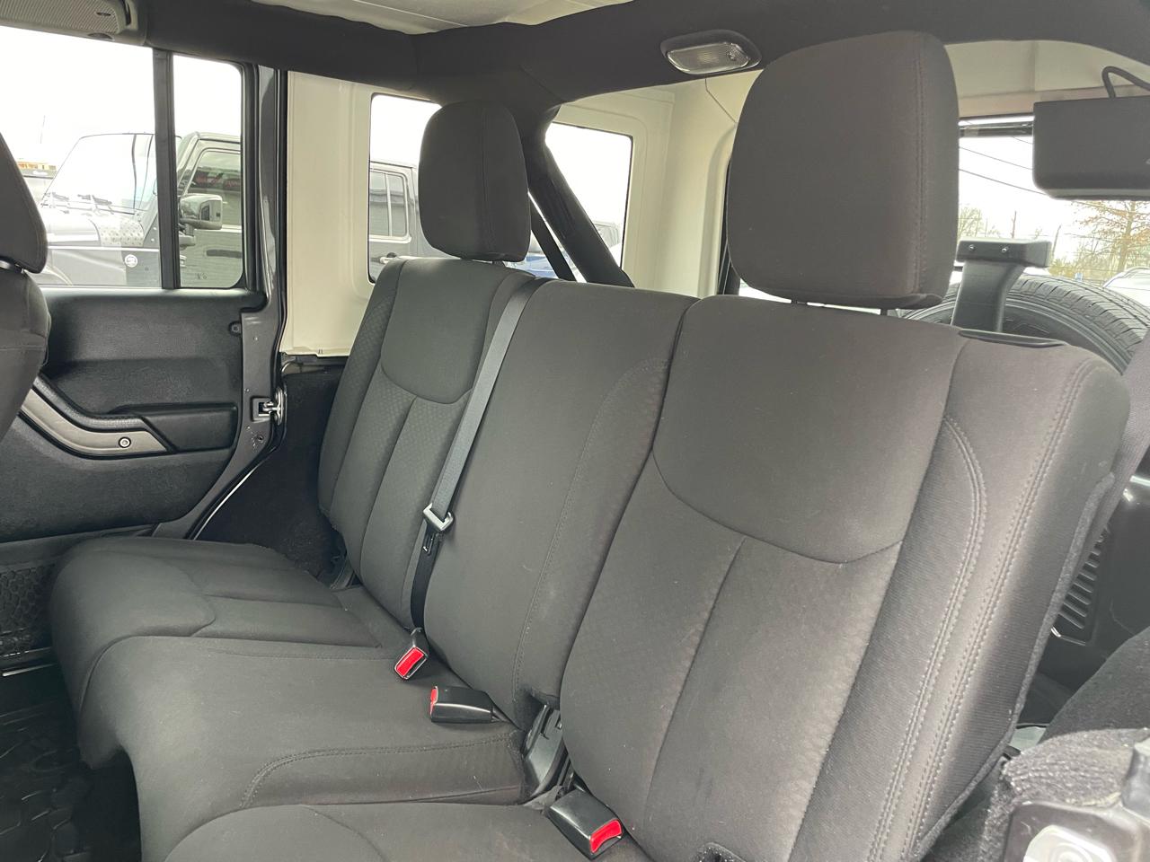 Jeep Wrangler Unlimited Sport 4WD 2017