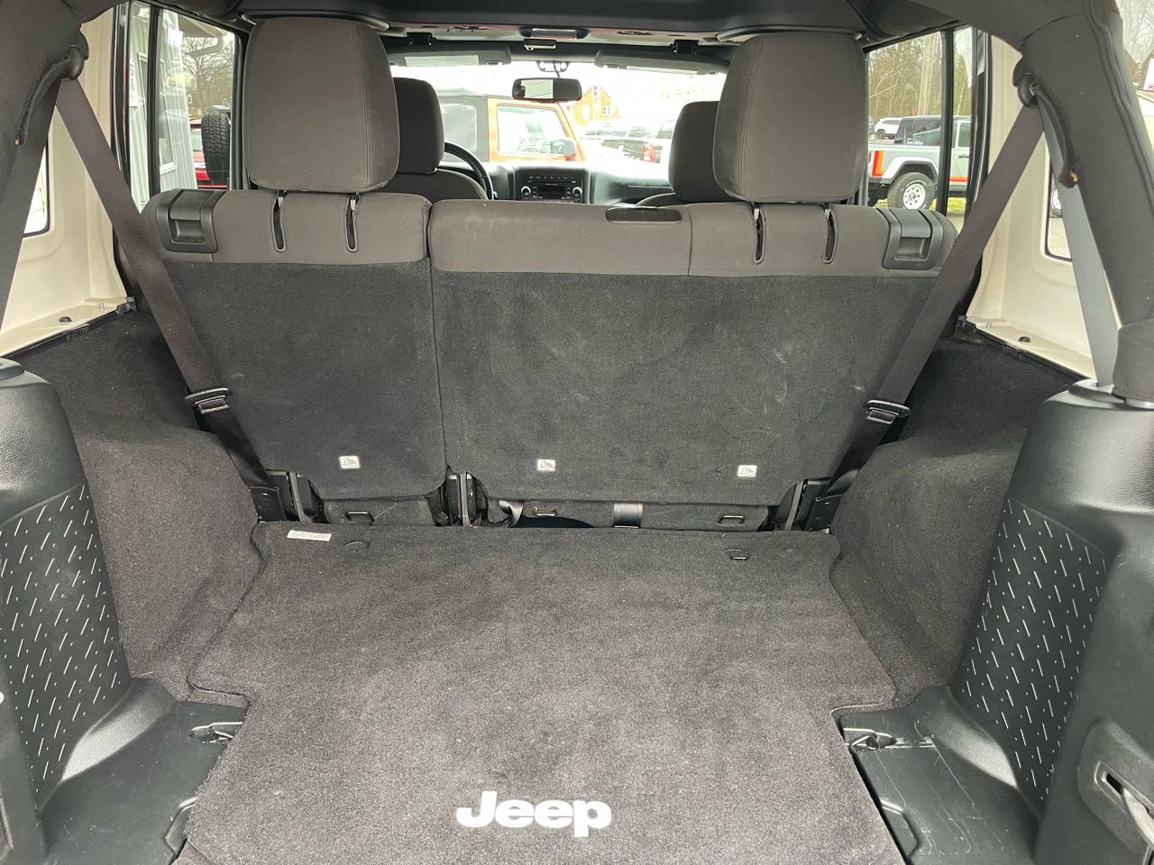 Jeep Wrangler Unlimited Sport 4WD 2017