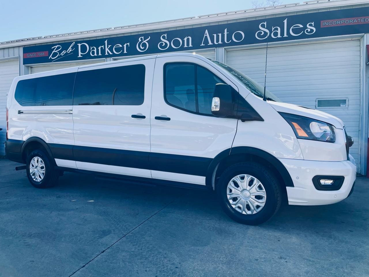 Ford Transit 350 Wagon Low Roof XL w/Sliding Pass. 148-in. WB 2023