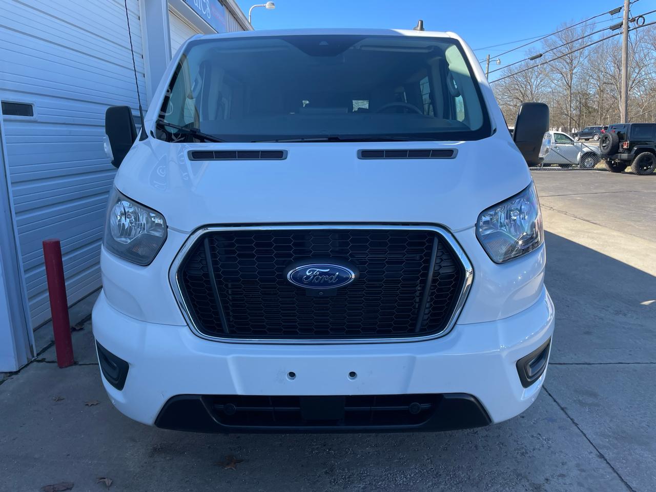 Ford Transit 350 Wagon Low Roof XL w/Sliding Pass. 148-in. WB 2023