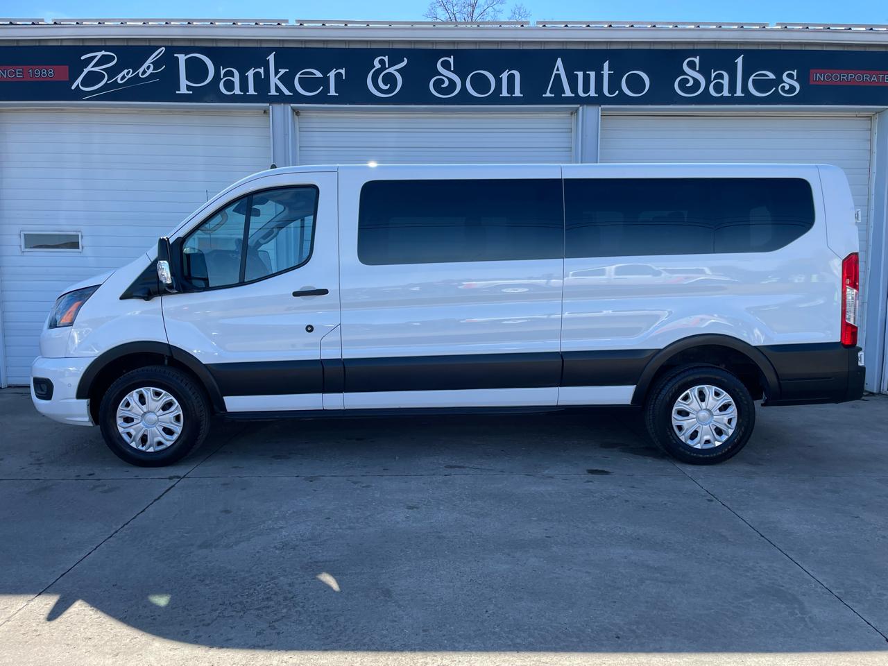 Ford Transit 350 Wagon Low Roof XL w/Sliding Pass. 148-in. WB 2023