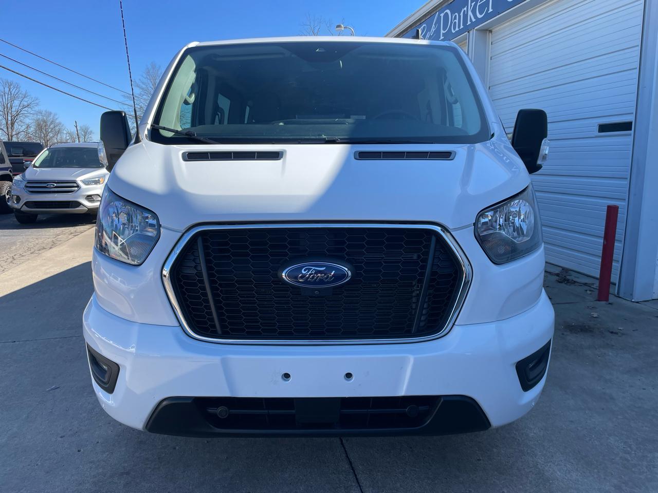 Ford Transit 350 Wagon Low Roof XL w/Sliding Pass. 148-in. WB 2023