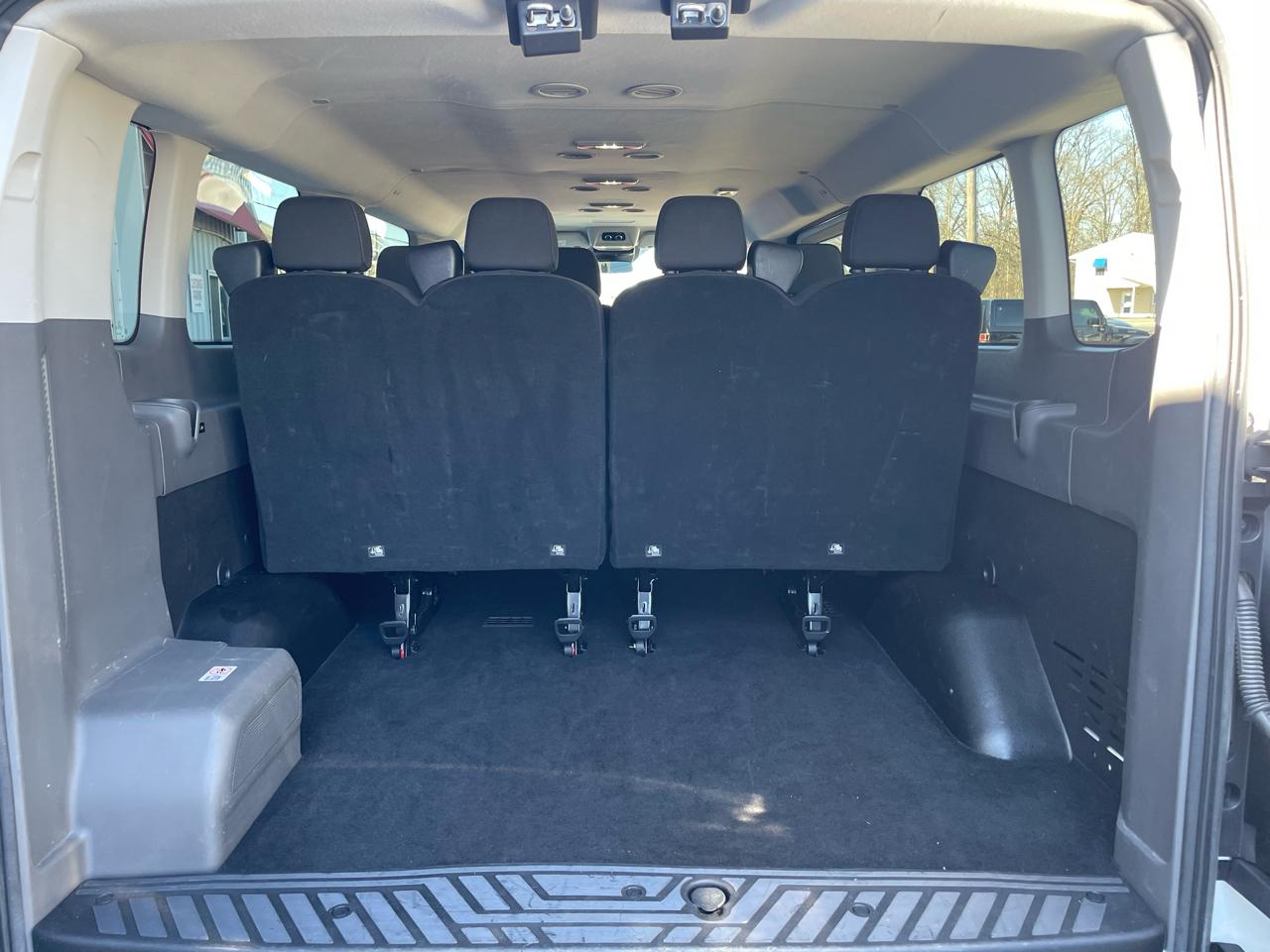 Ford Transit 350 Wagon Low Roof XL w/Sliding Pass. 148-in. WB 2023