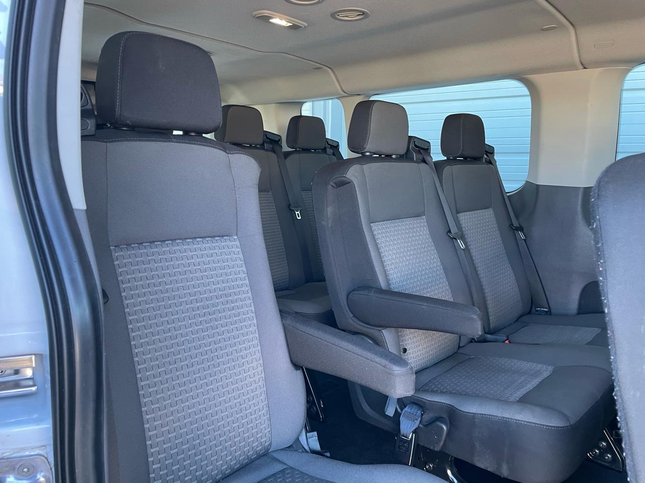 Ford Transit 350 Wagon Low Roof XL w/Sliding Pass. 148-in. WB 2023