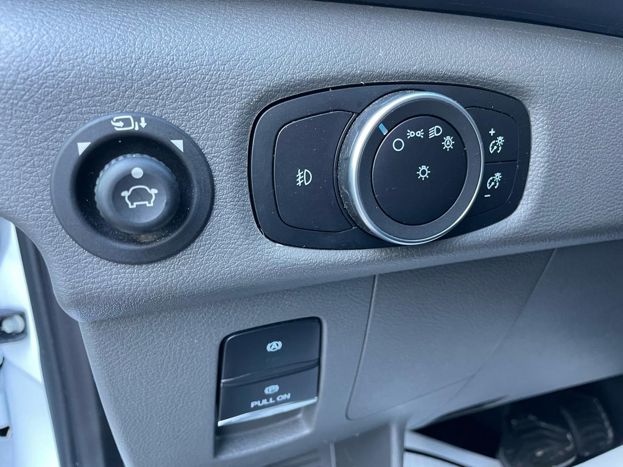 Ford Transit 350 Wagon Low Roof XL w/Sliding Pass. 148-in. WB 2023