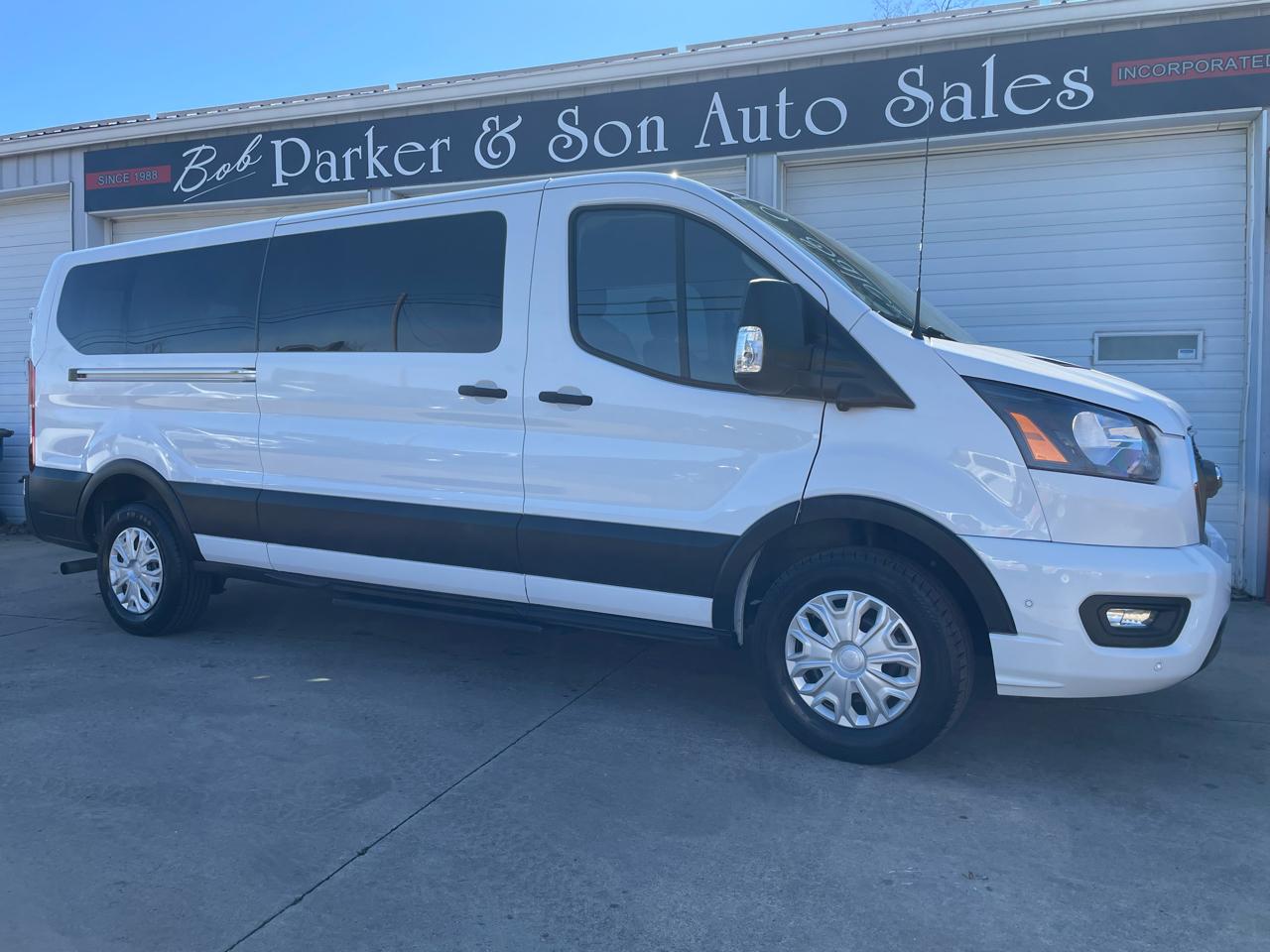 Ford Transit 350 Wagon Low Roof XL w/Sliding Pass. 148-in. WB 2023