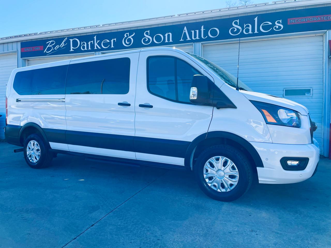 Ford Transit 350 Wagon Low Roof XL w/Sliding Pass. 148-in. WB 2023