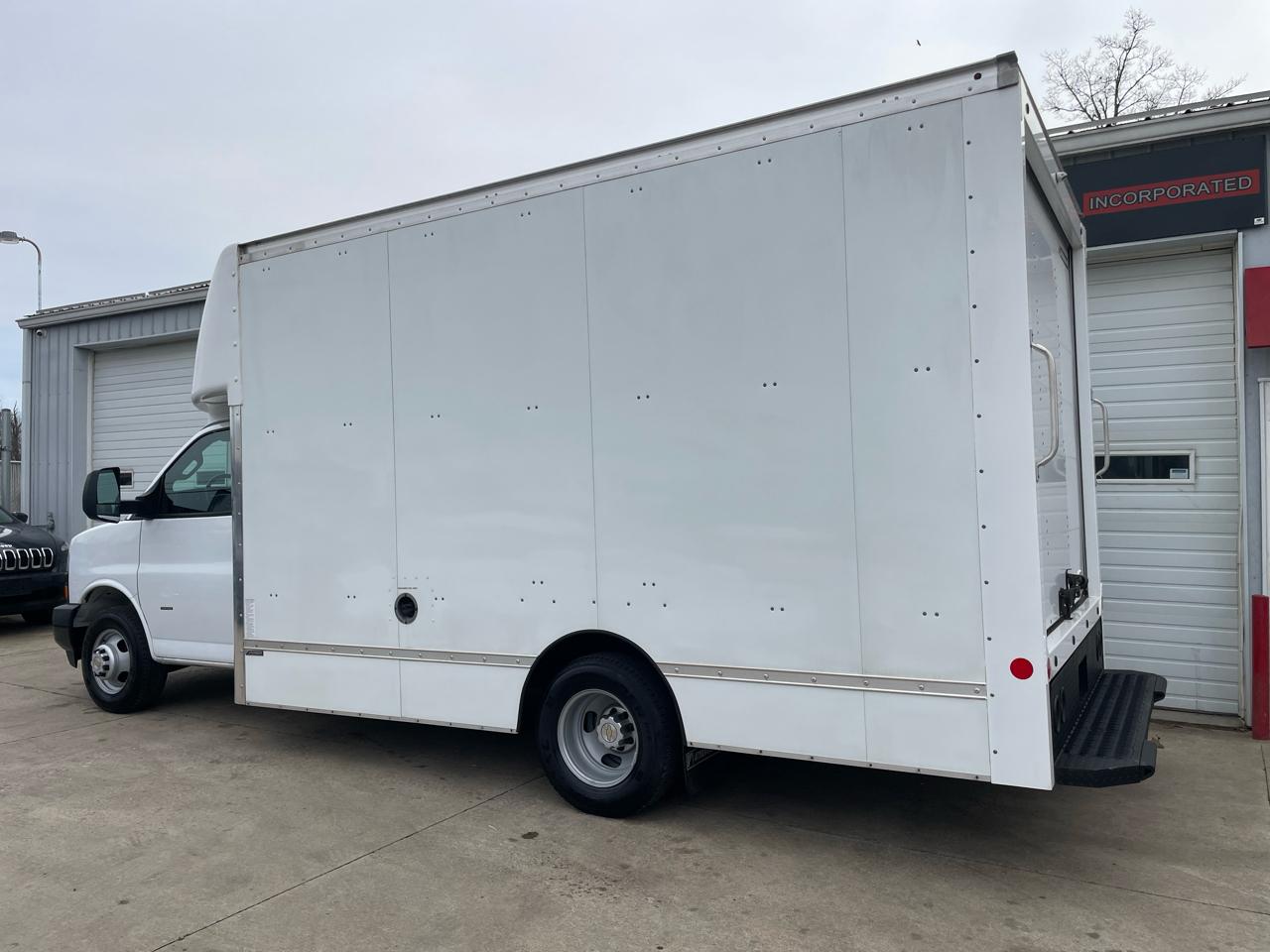 Chevrolet Express G3500 159" 2021