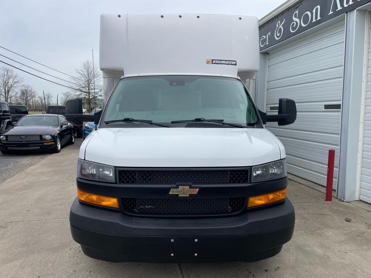 Chevrolet Express G3500 159" 2021