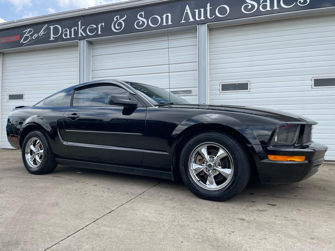 2008 Ford Mustang V6 Premium Coupe