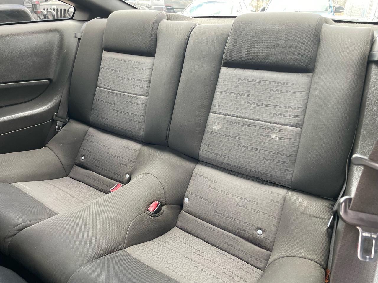 Ford Mustang V6 Premium Coupe 2008