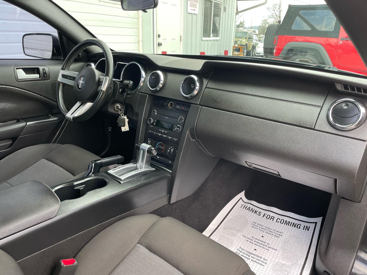 Ford Mustang V6 Premium Coupe 2008