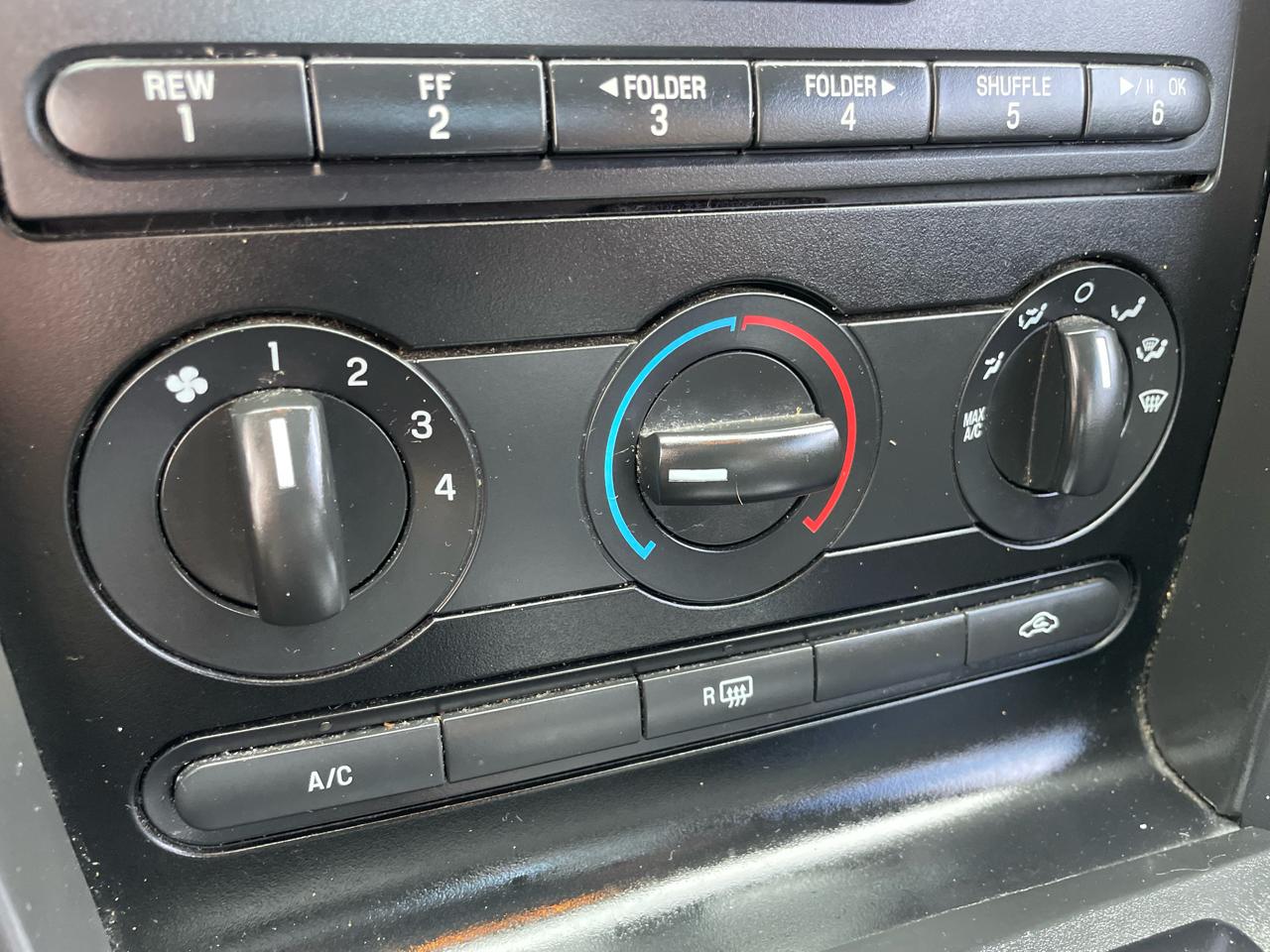 Ford Mustang V6 Premium Coupe 2008