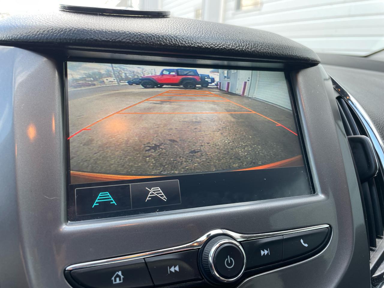 Chevrolet Cruze LT Auto Hatchback 2017