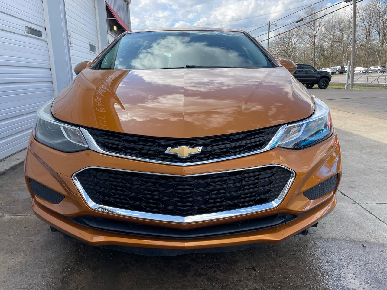 Chevrolet Cruze LT Auto Hatchback 2017