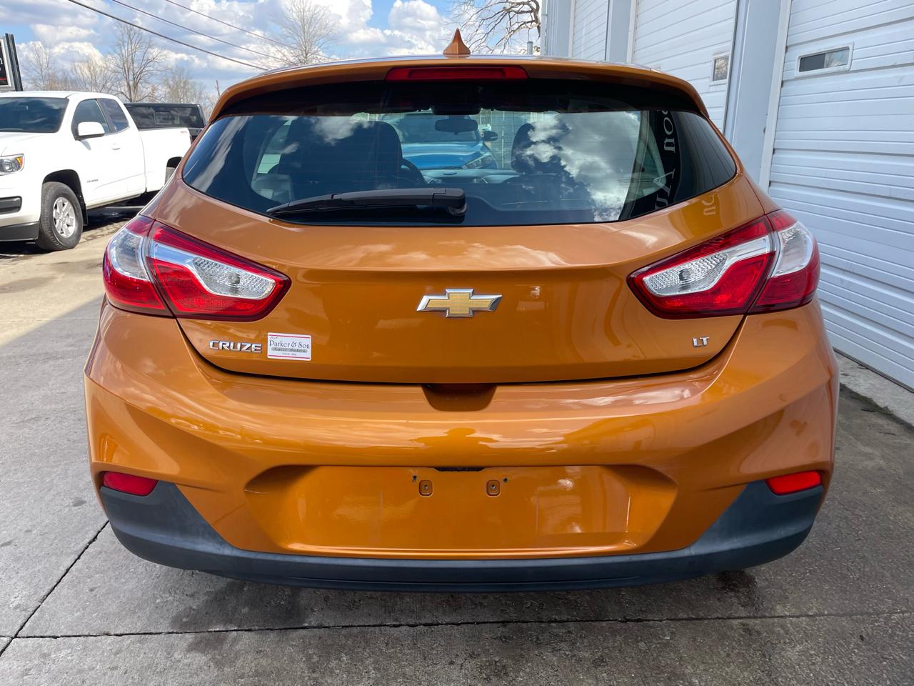 Chevrolet Cruze LT Auto Hatchback 2017