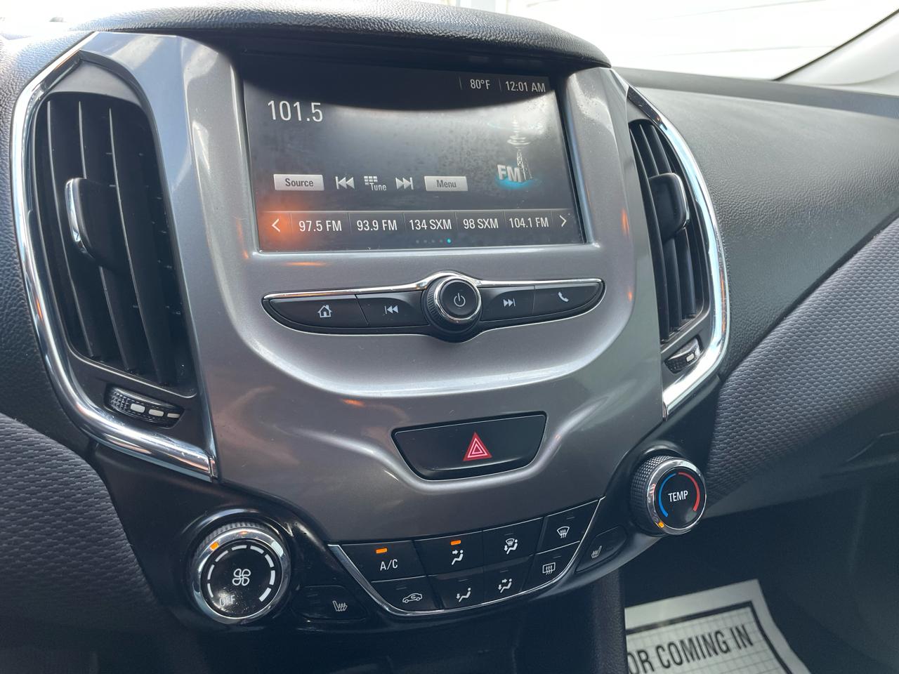 Chevrolet Cruze LT Auto Hatchback 2017