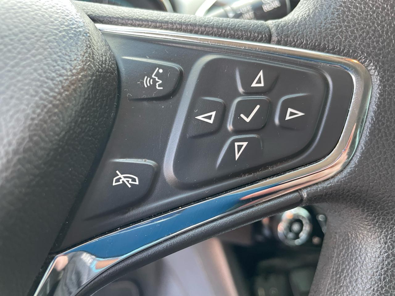 Chevrolet Cruze LT Auto Hatchback 2017