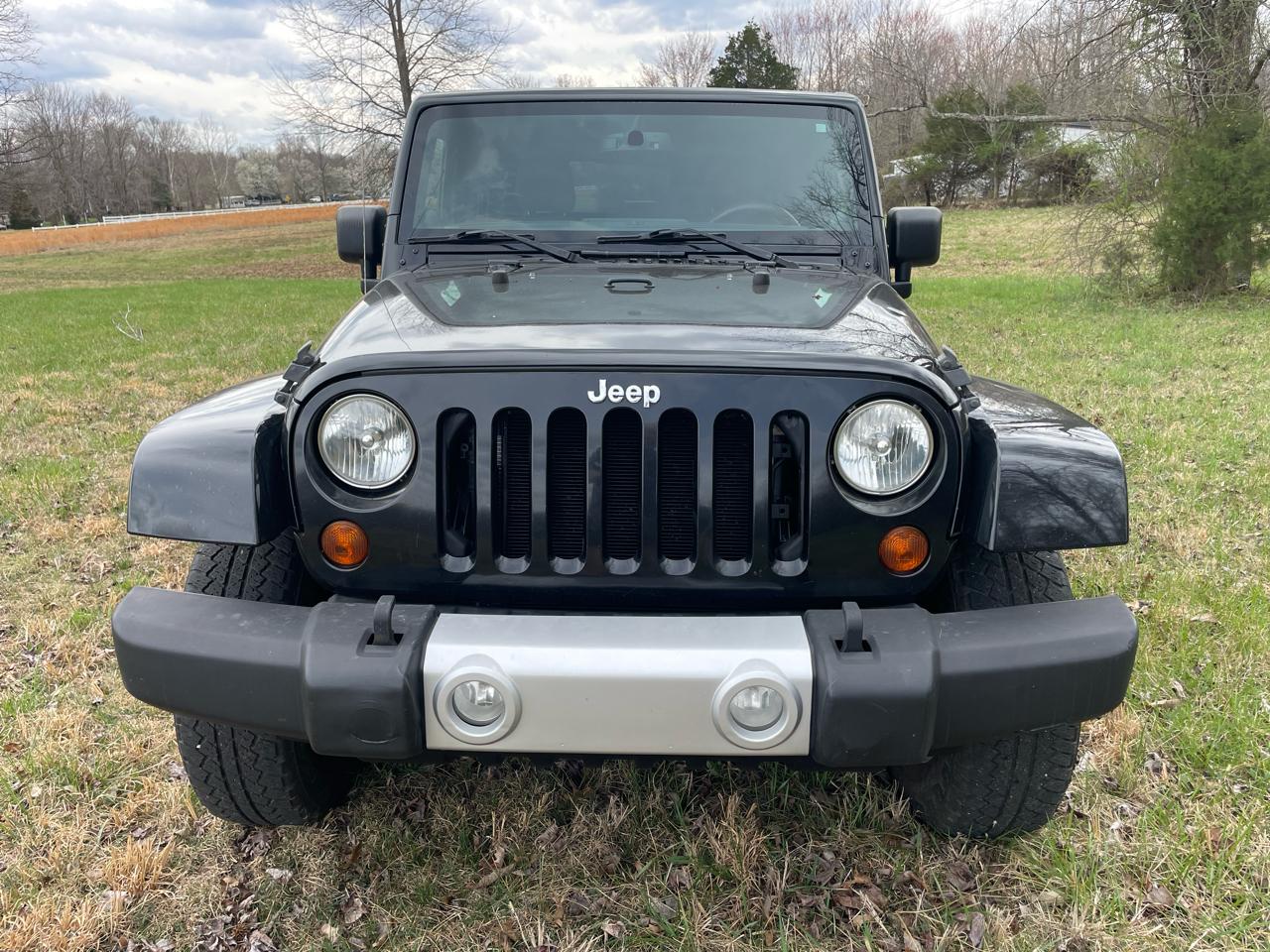 Jeep Wrangler Sahara 4WD 2013