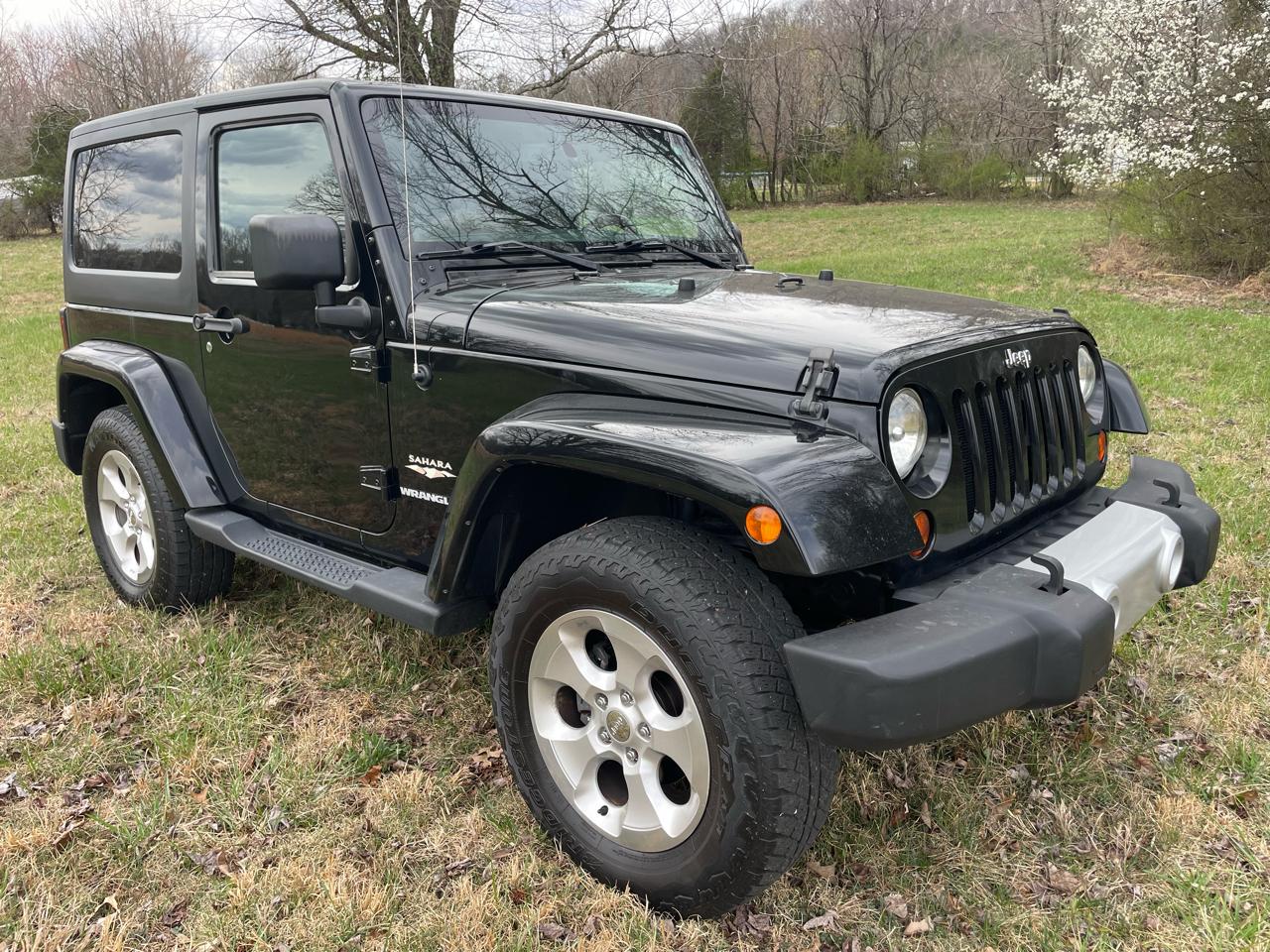 Jeep Wrangler Sahara 4WD 2013