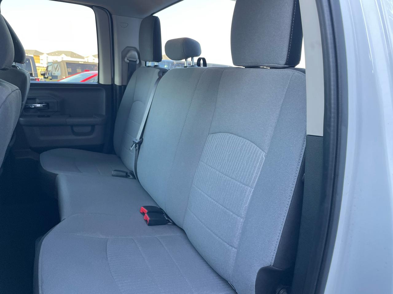 RAM 1500 Classic Tradesman Quad Cab 4WD 2022