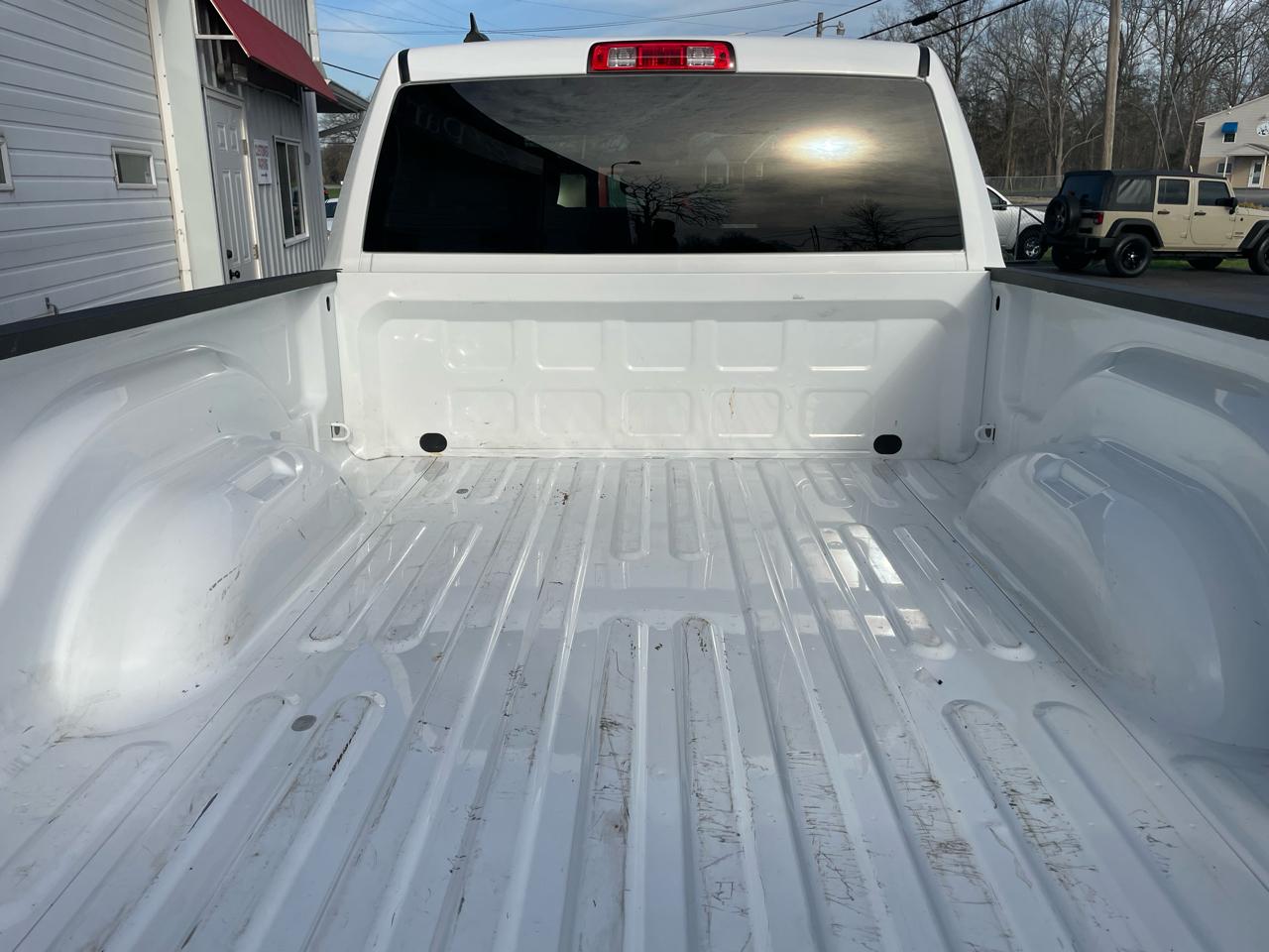 RAM 1500 Classic Tradesman Quad Cab 4WD 2022