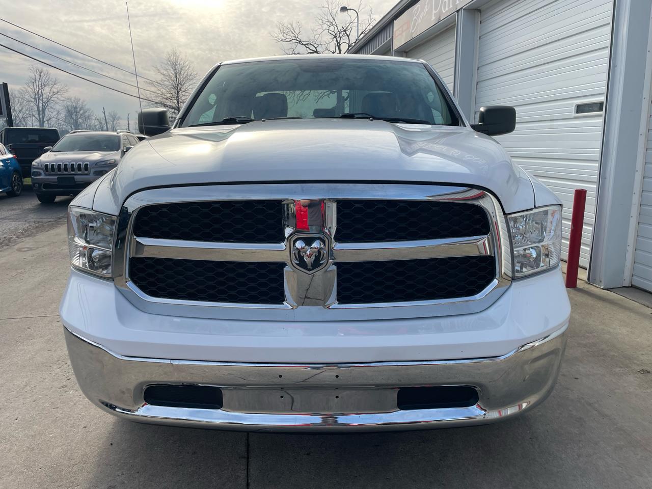 RAM 1500 Classic Tradesman Quad Cab 4WD 2022