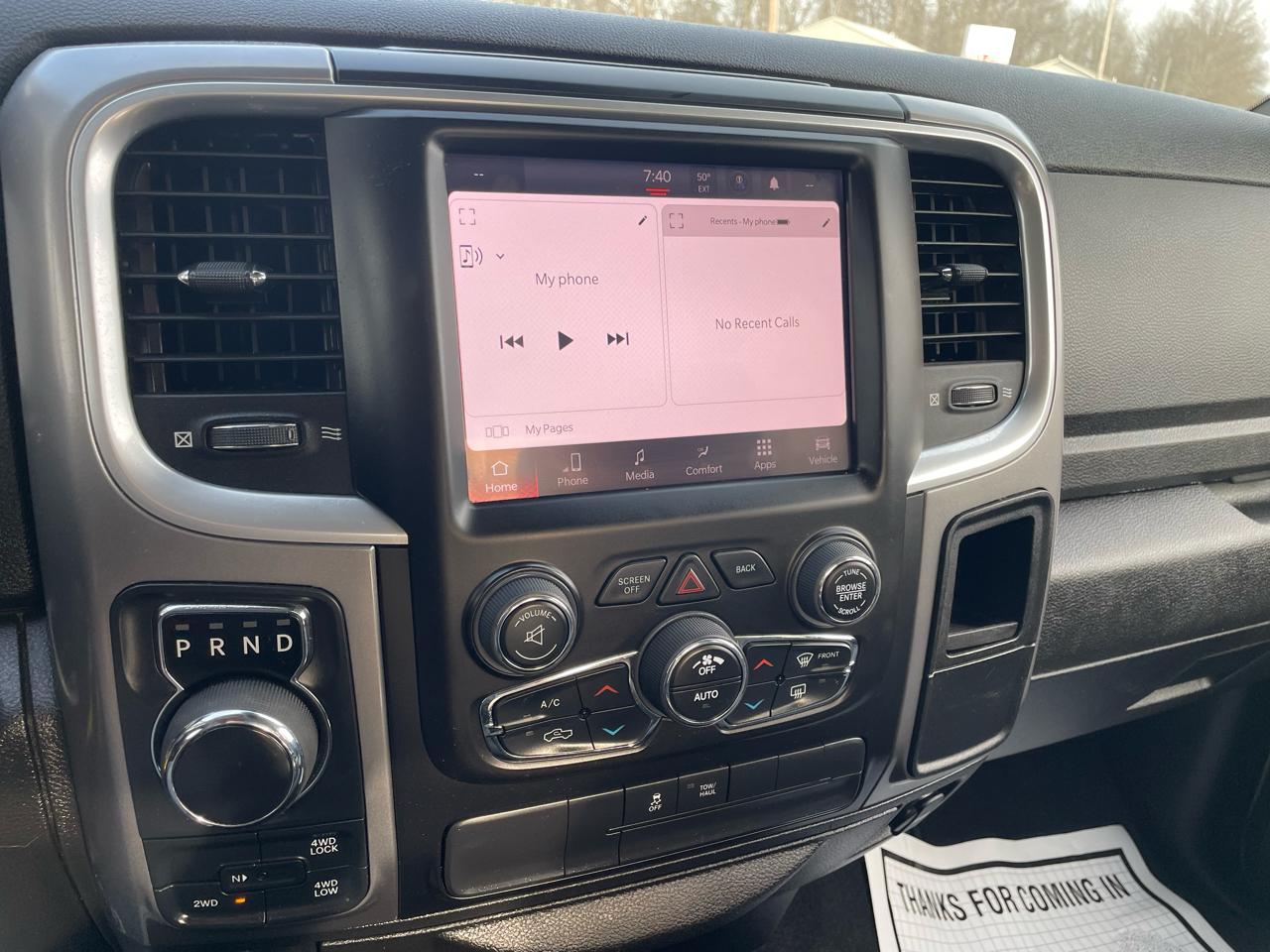 RAM 1500 Classic Tradesman Quad Cab 4WD 2022