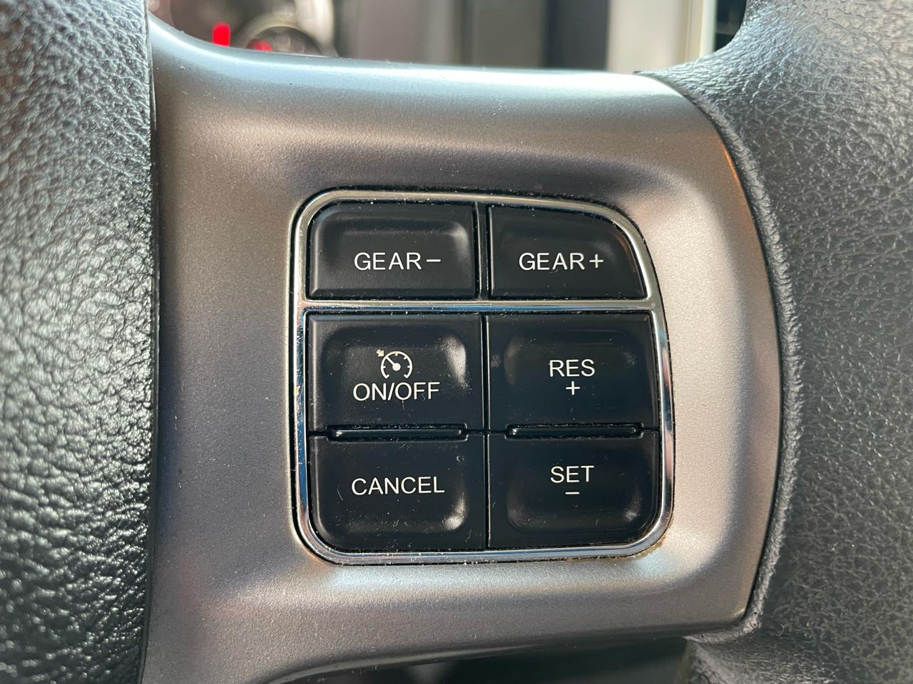 RAM 1500 Classic Tradesman Quad Cab 4WD 2022