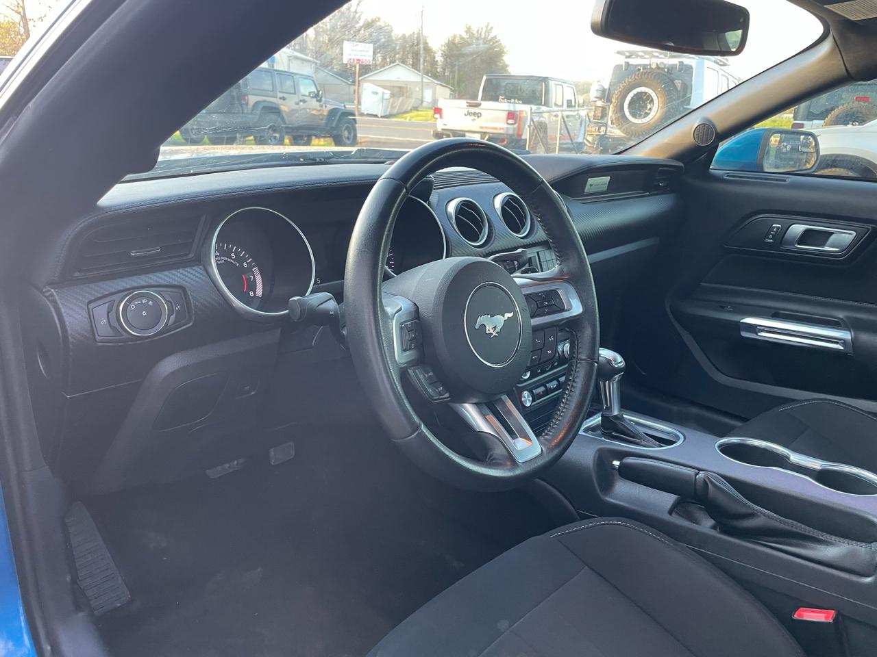 Ford Mustang EcoBoost Coupe 2019