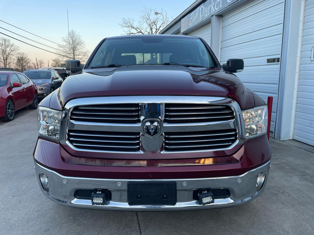 RAM 1500 4WD Crew Cab 140.5" Big Horn 2016