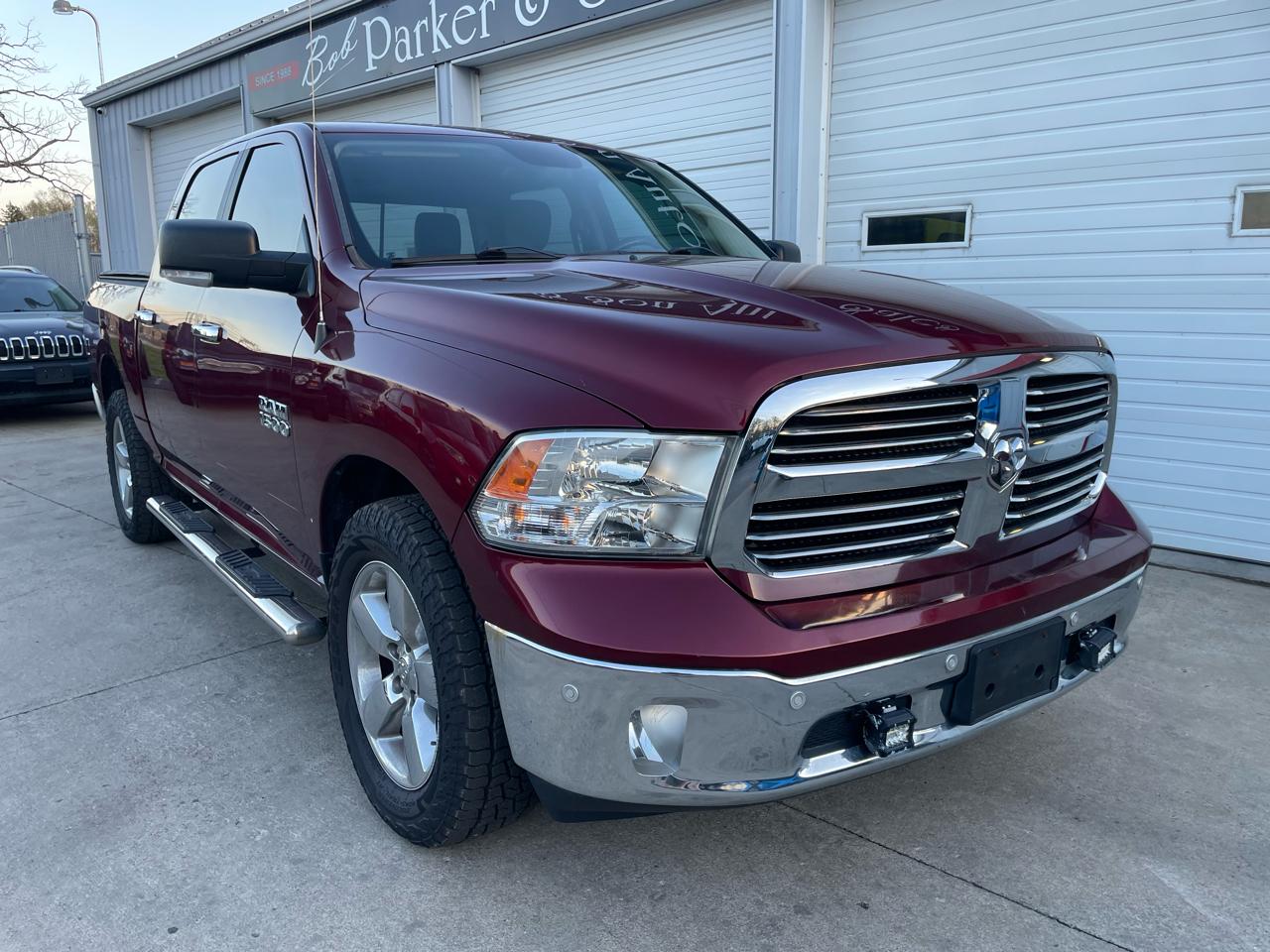 RAM 1500 4WD Crew Cab 140.5" Big Horn 2016