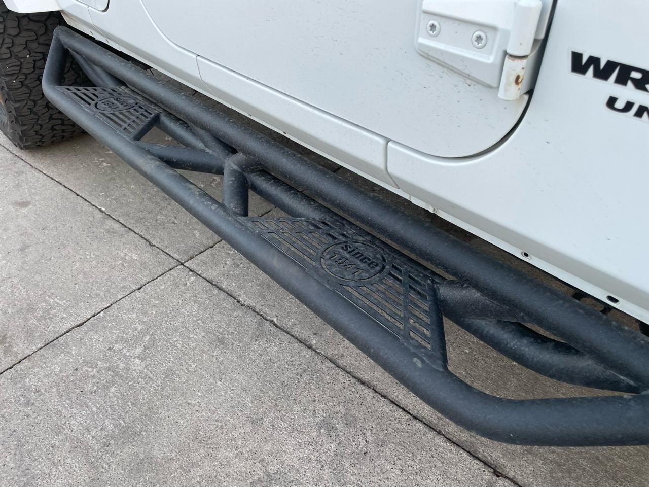 Jeep Wrangler Unlimited Sahara 4WD 2017