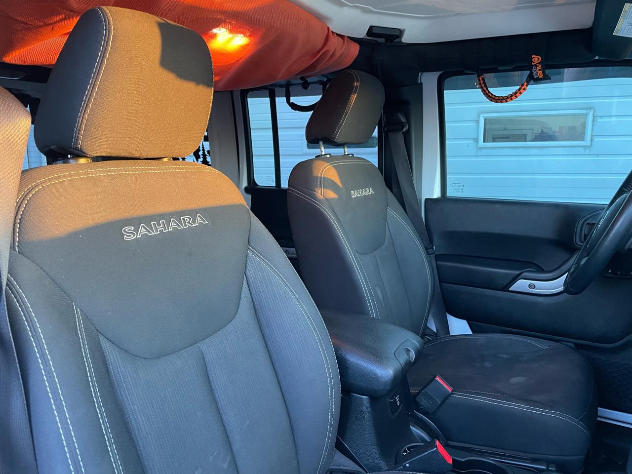 Jeep Wrangler Unlimited Sahara 4WD 2017