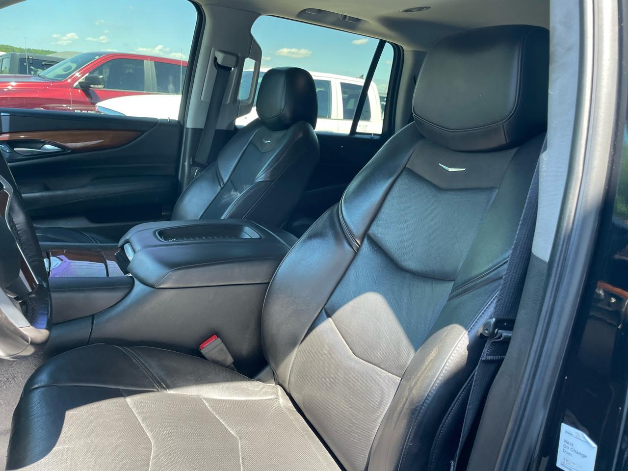 Cadillac Escalade Luxury 4WD 2018