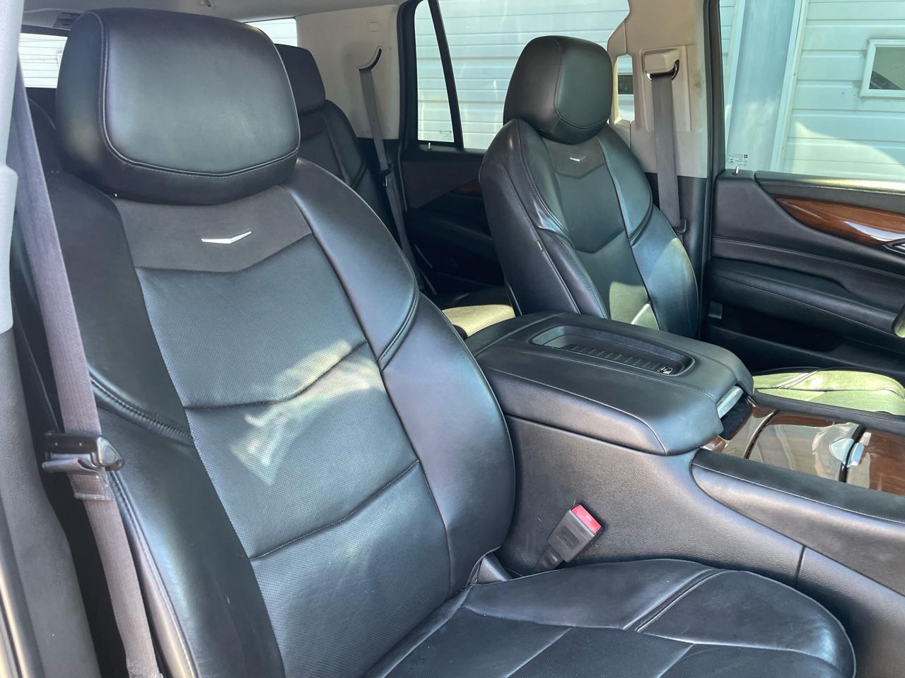 Cadillac Escalade Luxury 4WD 2018