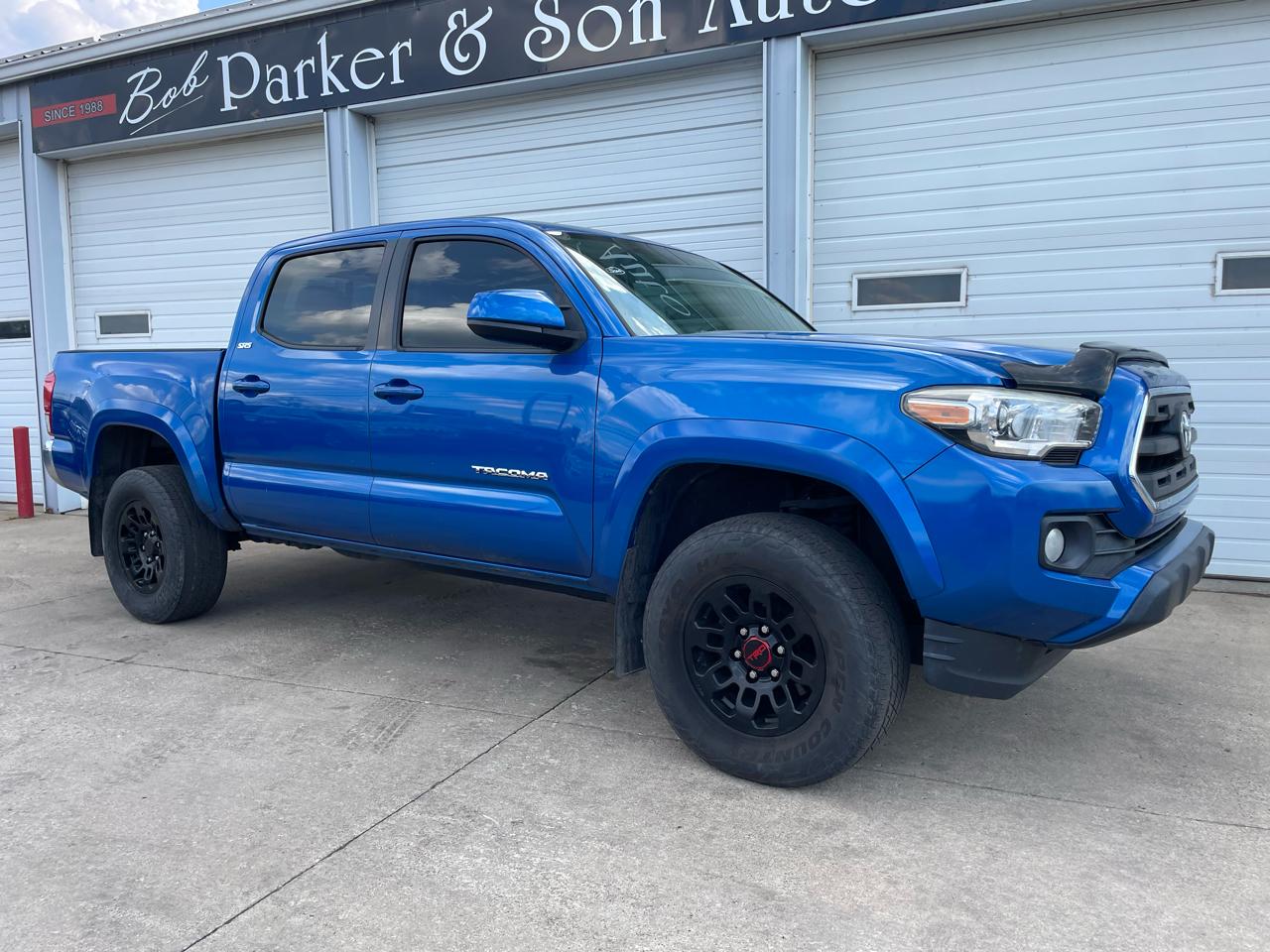 Toyota Tacoma 2WD Double Cab V6 AT SR5 (Natl) 2016