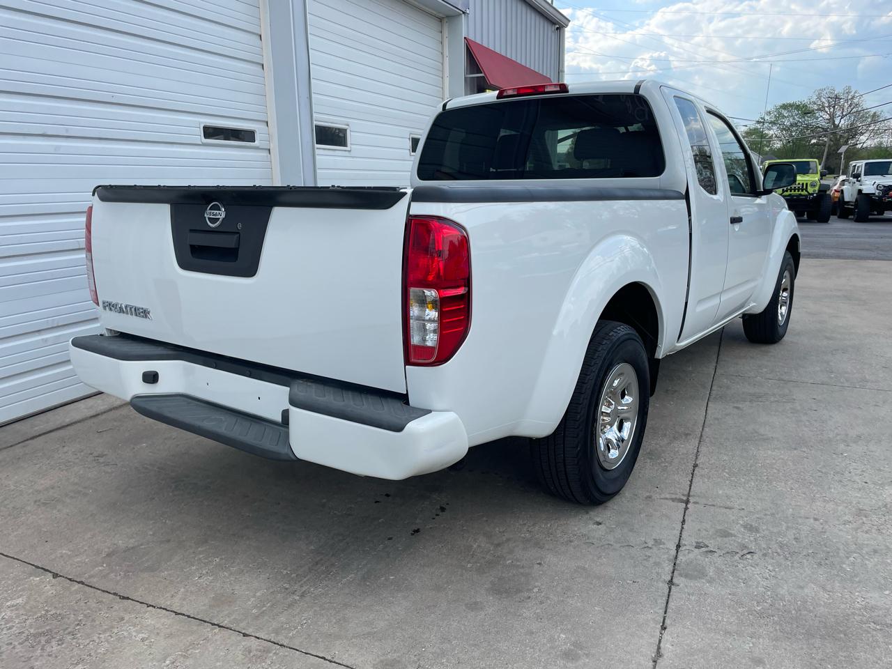 Nissan Frontier 2WD King Cab I4 Auto S 2018