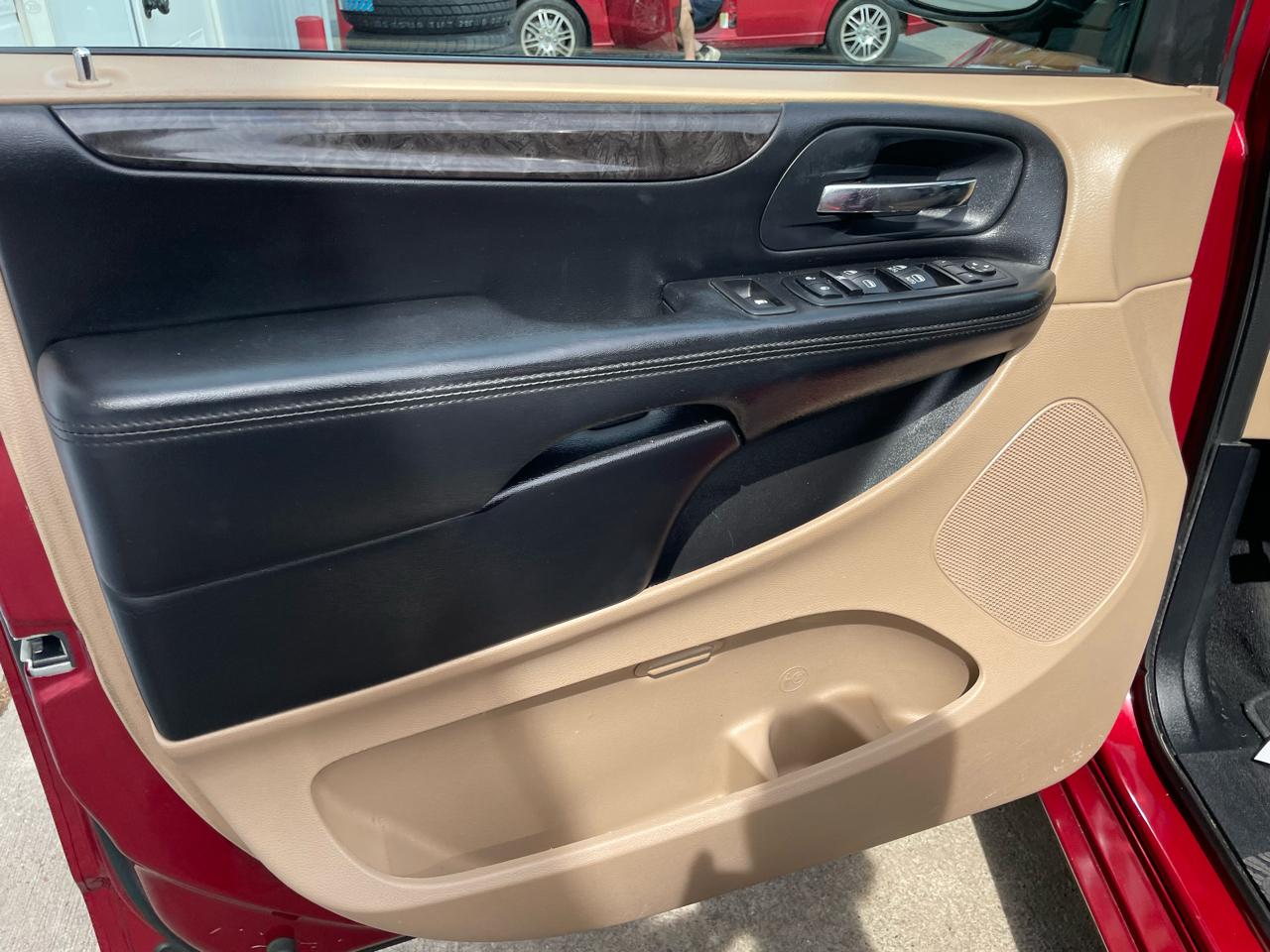 Dodge Grand Caravan SXT 2014