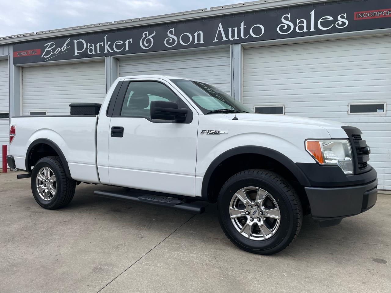 2013 Ford F-150 2WD Reg Cab 126" XL