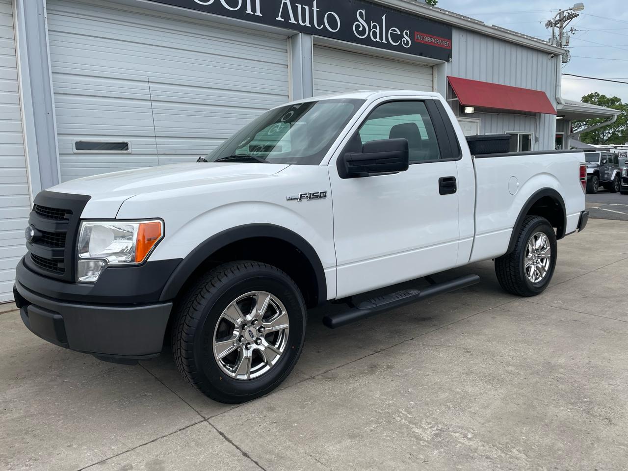 Ford F-150 2WD Reg Cab 126" XL 2013
