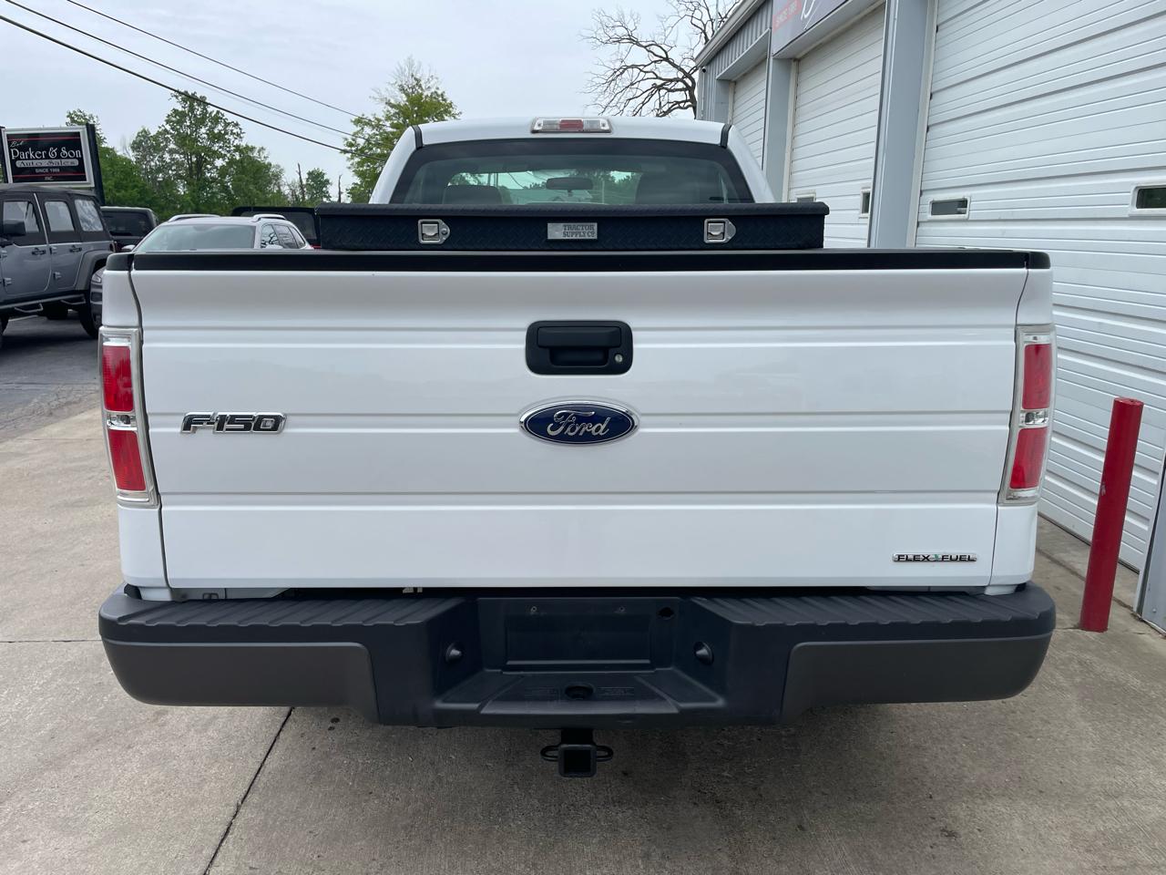 Ford F-150 2WD Reg Cab 126" XL 2013