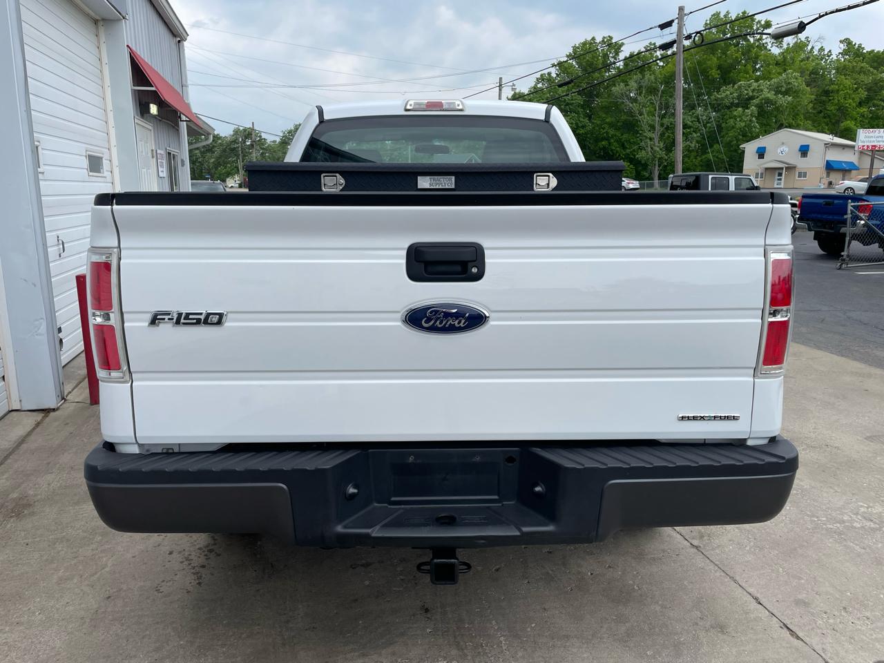Ford F-150 2WD Reg Cab 126" XL 2013