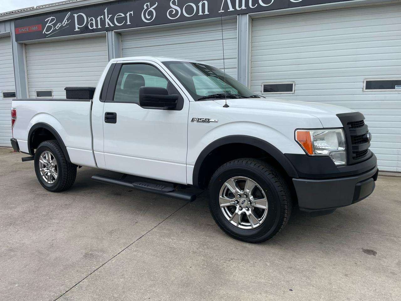 Ford F-150 2WD Reg Cab 126" XL 2013