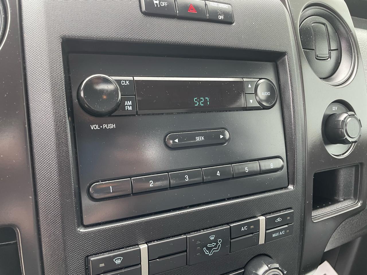 Ford F-150 2WD Reg Cab 126" XL 2013